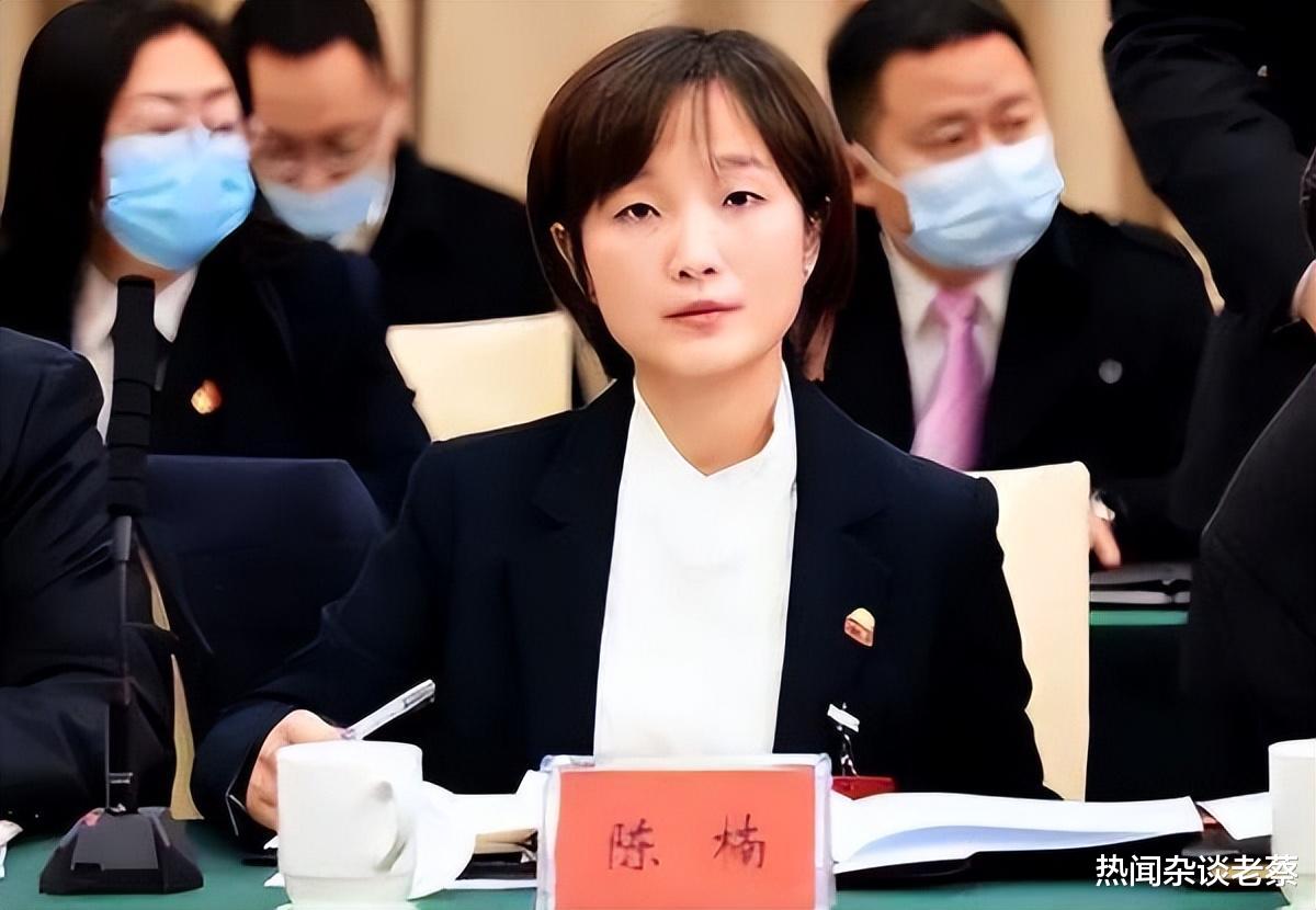 广东省|90后美女已经成为“副市长”,简历却被人调侃?