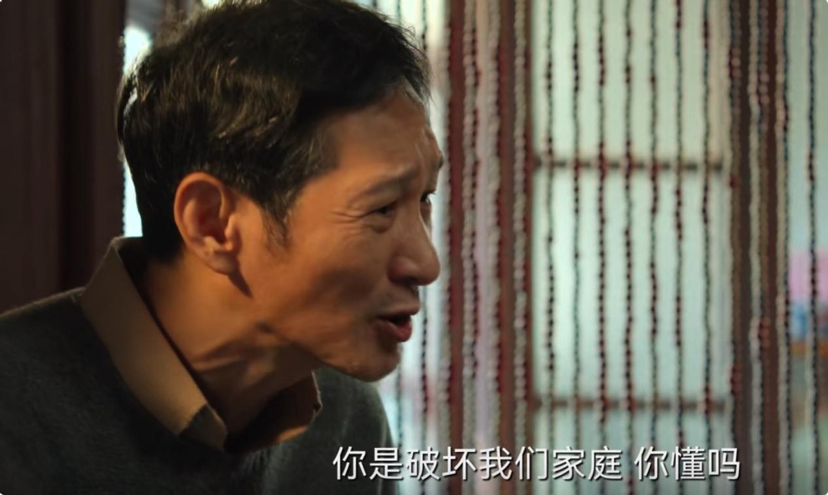 野蛮生长|仅仅播了十集，《风吹半夏》就出现了7位恶人，你想吐槽谁？