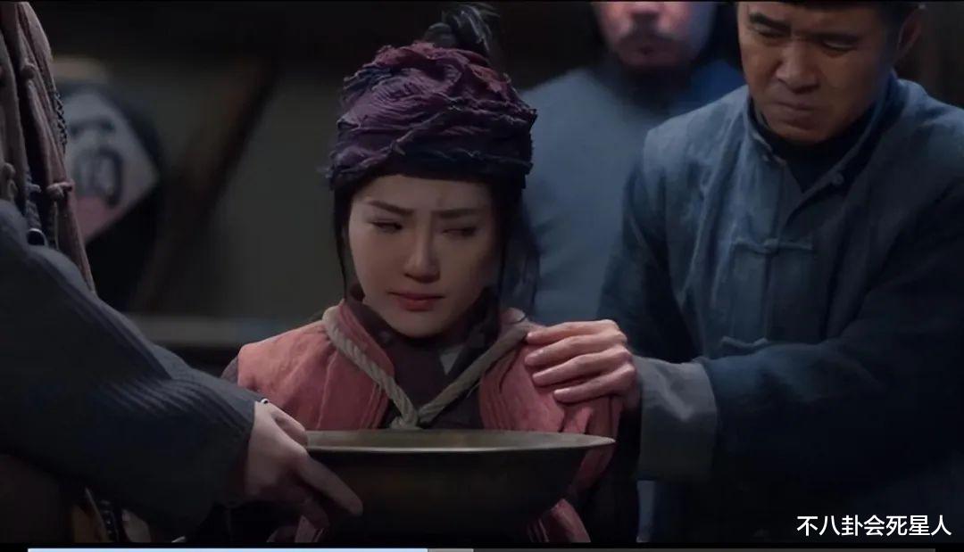 娱乐圈|娱乐圈隐藏的8大“关系户”，拼家世、潜规则上位，可惜全哑火了