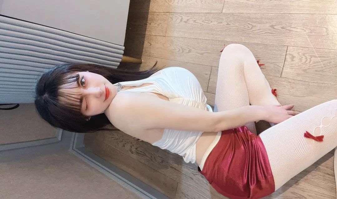 林少春|拥有娜美身材，人气比肩冯提莫，这位斗鱼第一舞姬才是纯欲天花板