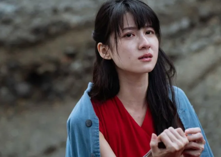 流麻沟十五号|电影《流麻沟十五号》的时代温柔