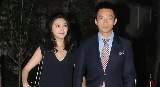 大S|汪小菲终于回应大S再婚,一个称呼切断所有情分,大S太不值得