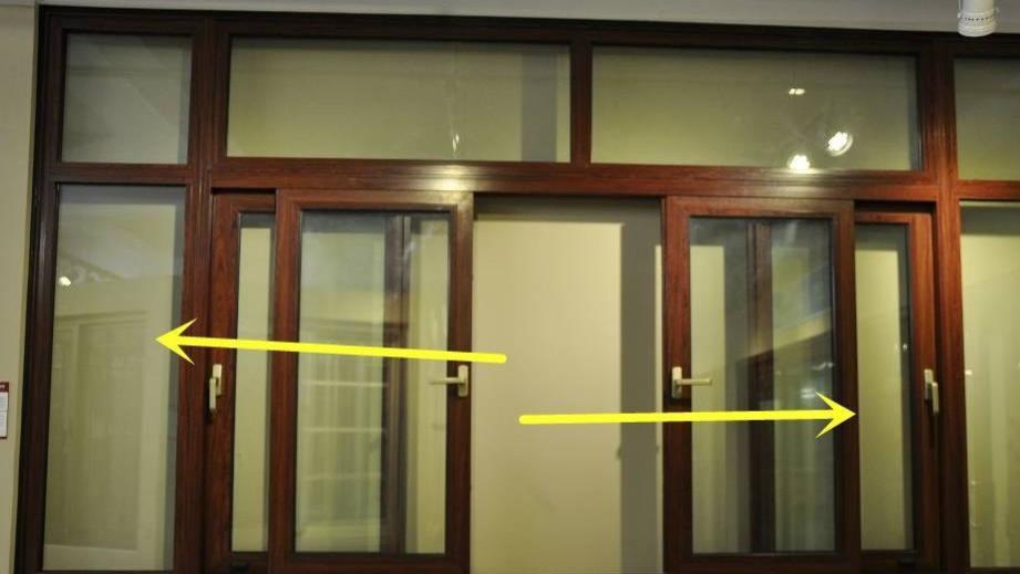 看到邻居家“窗户”这样装，我气得打电话给物业，次日就拆掉了，痛快