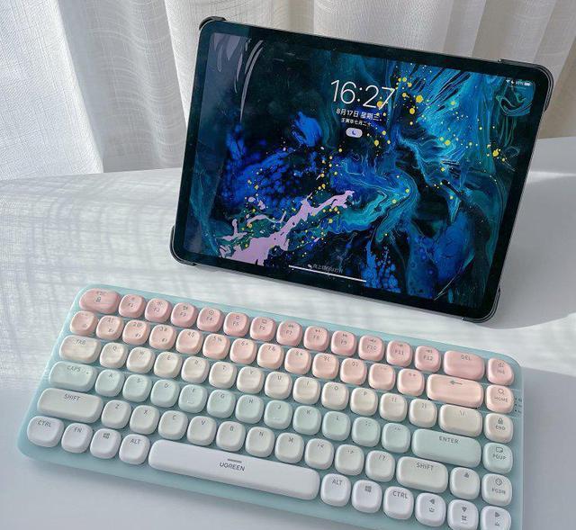 2023新年值得买的机械键盘，适合送女生的可爱潮玩数码礼物
