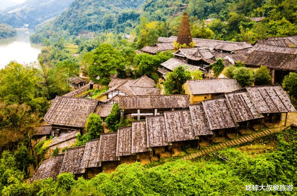 浙江省|位于浙东，有个一风光优美的峡谷村落，放眼望去，画面宁静美好！