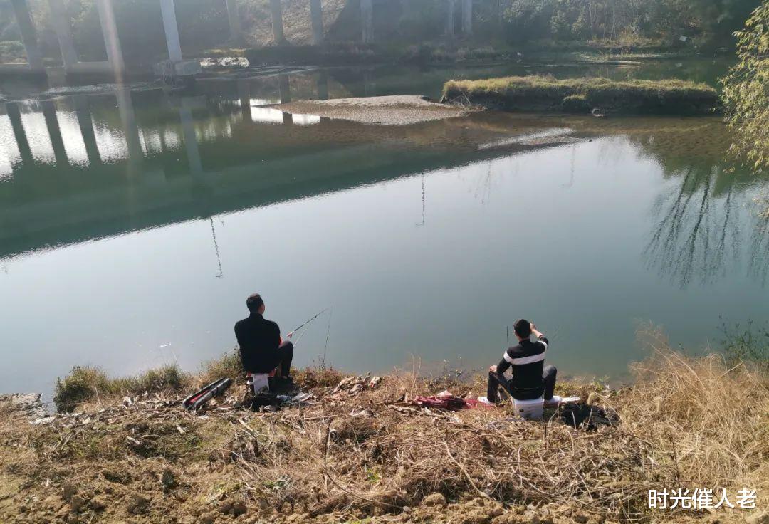 饵料|野钓拼的不是装备,别再执迷不悟,想要鱼获多这3点才是硬道理!