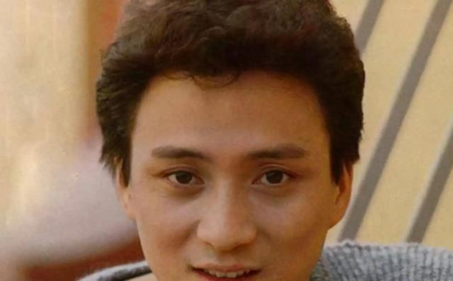 汤镇业|2段婚姻6个娃，63岁汤镇业为养家半年拍戏4部，一年支出近500万