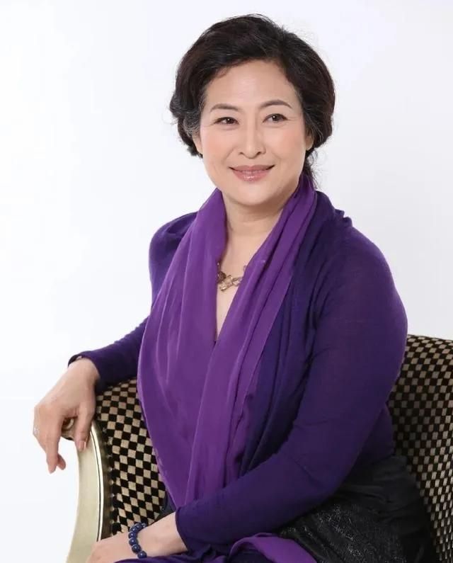 许娣|演员许娣,丈夫照顾她40年没工资,拍戏挣的钱都给他