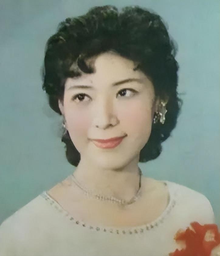 关牧村|32年后,再看关牧村现状,离开王星军是她最正确的决定