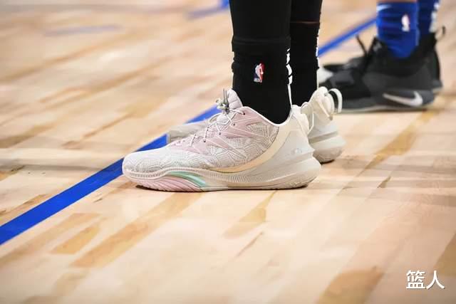 李宁|NBA球员上脚：史蒂芬森穿AND1球鞋，4大国产品牌都有