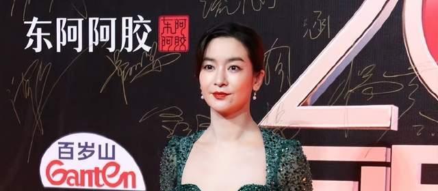 国剧盛典|国剧盛典女星红毯造型土味？造型不是重点，演技才是硬通货！