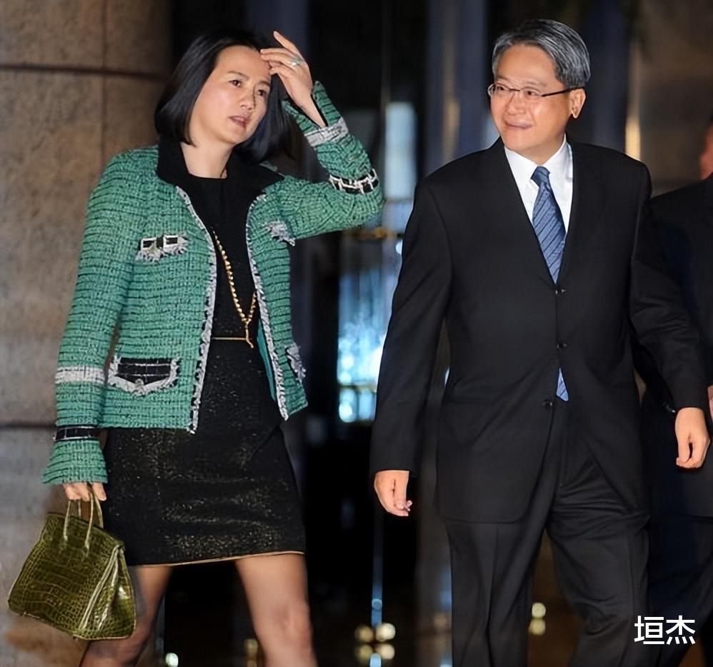 豪门|彭雪芬:拒绝成龙追求,当红时嫁入豪门遭冷眼,孤身救夫地位逆袭