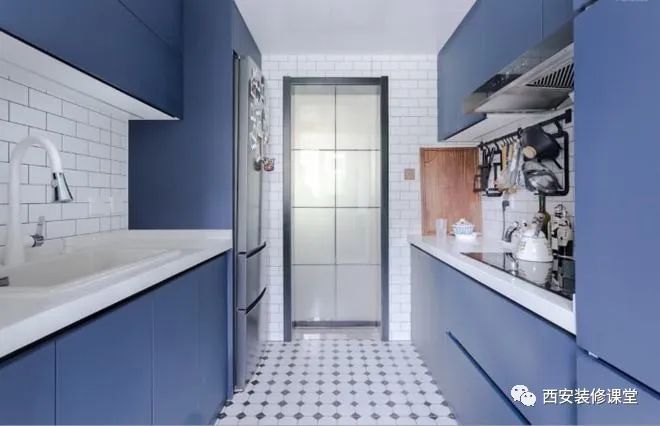 95㎡复古两室,大白墙照样美