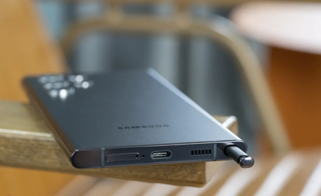 安卓|三星S22 Ultra特殊版本诞生，直降2600元，这下就有性价比了