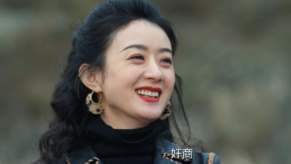 野蛮生长 “烤瓷大白牙”毁了的年代剧后，我想念巩俐，和殷桃的乡土味