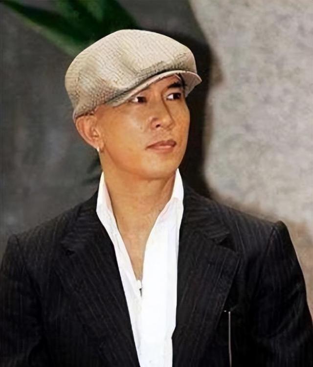 莫妮卡·贝鲁奇|恩爱秀到“失忆”,大S老公的深情不堪一击!