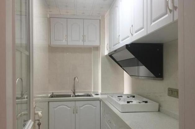 全屋粉色为主的墙面粉刷,定制收纳很精彩,硬装只花了8万