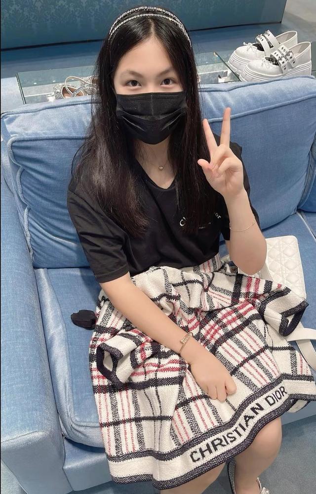 明星|10个明星家庭这样过六一：两家首晒新生儿，每个宝贝都含着金钥匙