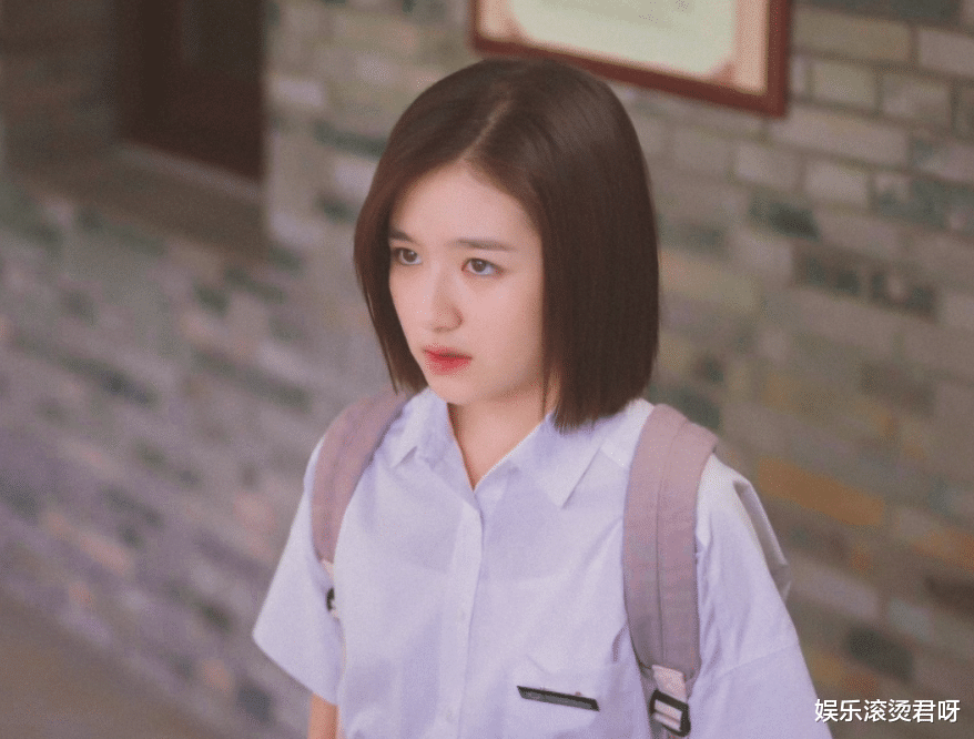 李兰迪|23岁李兰迪新剧上演“父女恋”，看到男主人选，网友：我不介意