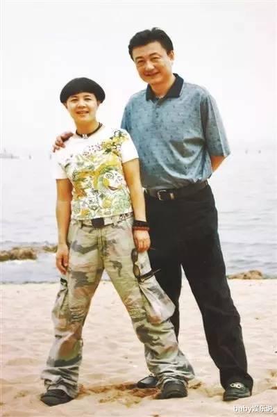 刘纯燕|“央视主持”王宁：将妻子当作女儿宠，将岳父母当作亲生对待