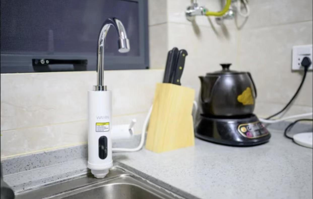 听完师傅的话,才知道热水器离浴室远出热水慢,有这么多解决方法