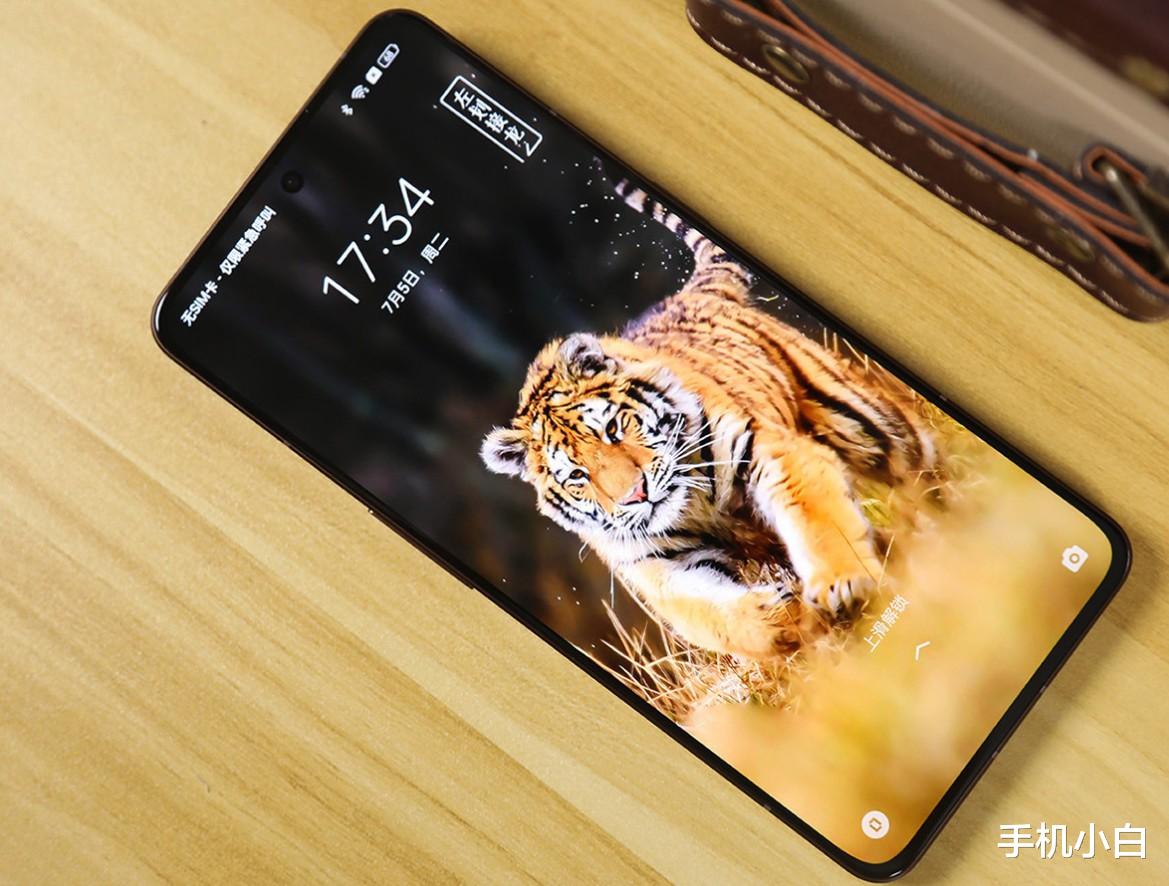 高通骁龙|要价格低,还要旗舰体验,这四款优质手机,流畅使用三五年不卡顿