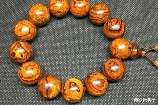 翡翠|那些木质文玩里硬度高的手串有哪些?