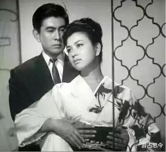 宇津井健|陪伴妻子40年，83岁弥留之际另娶初恋，他称“我一直想这样做”