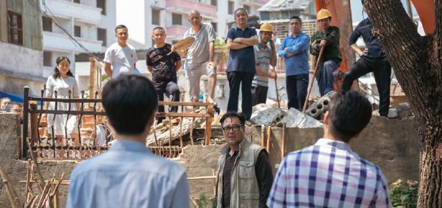 黄磊|《县委大院》首播，黄磊出戏，刘涛无存在感，包贝尔惊喜