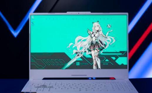 |笔记本处理器i5-12500H和i7-12700H差距大吗？参数区别对比评测