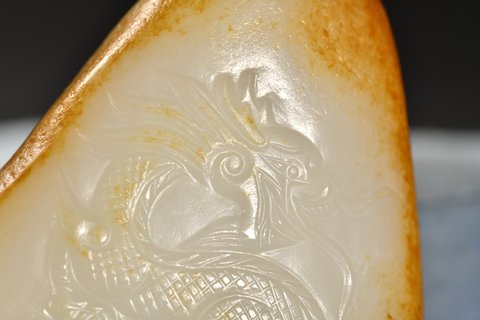 和田玉籽料|和田玉籽料原石雕龙纹把件