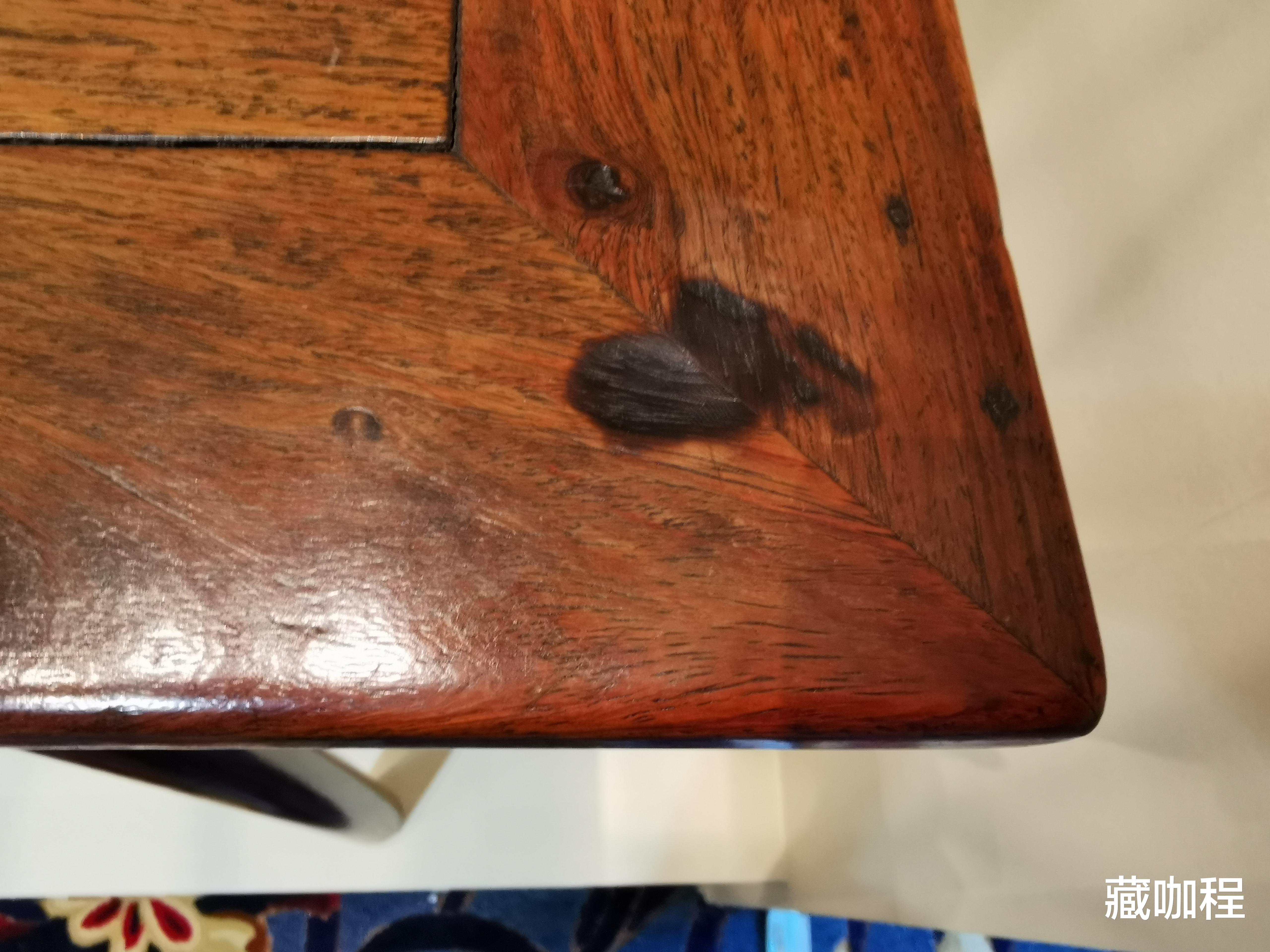 |色泽纯正、纹理漂亮，黄花梨无侧牙案460万成交