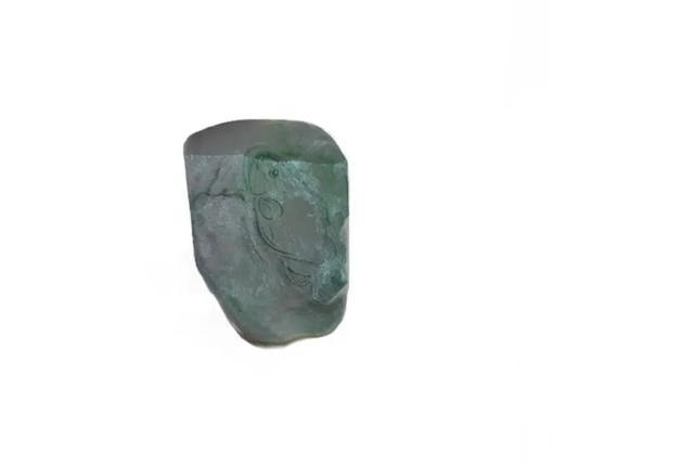 葫芦|一块小小后江翡翠原石如何取件做货,成品看着还不错