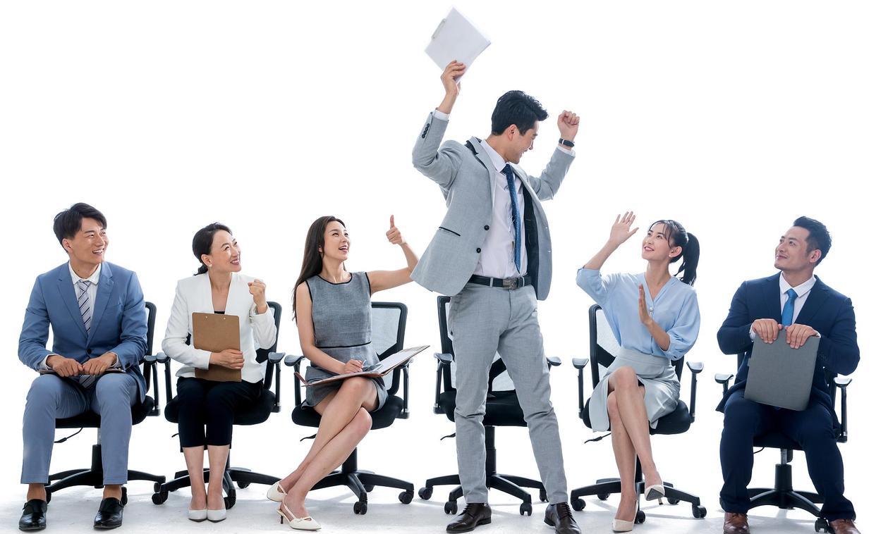 面试|面试题：一头牛800KG，一座桥承重700KG，牛怎么过桥？如何回答？