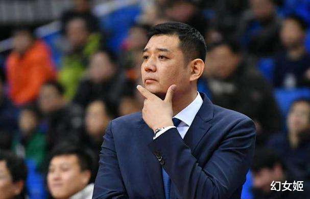 巩晓彬|巩晓彬执教浙江男篮？山东媒体名记正面回应，潜在下家浮出水面