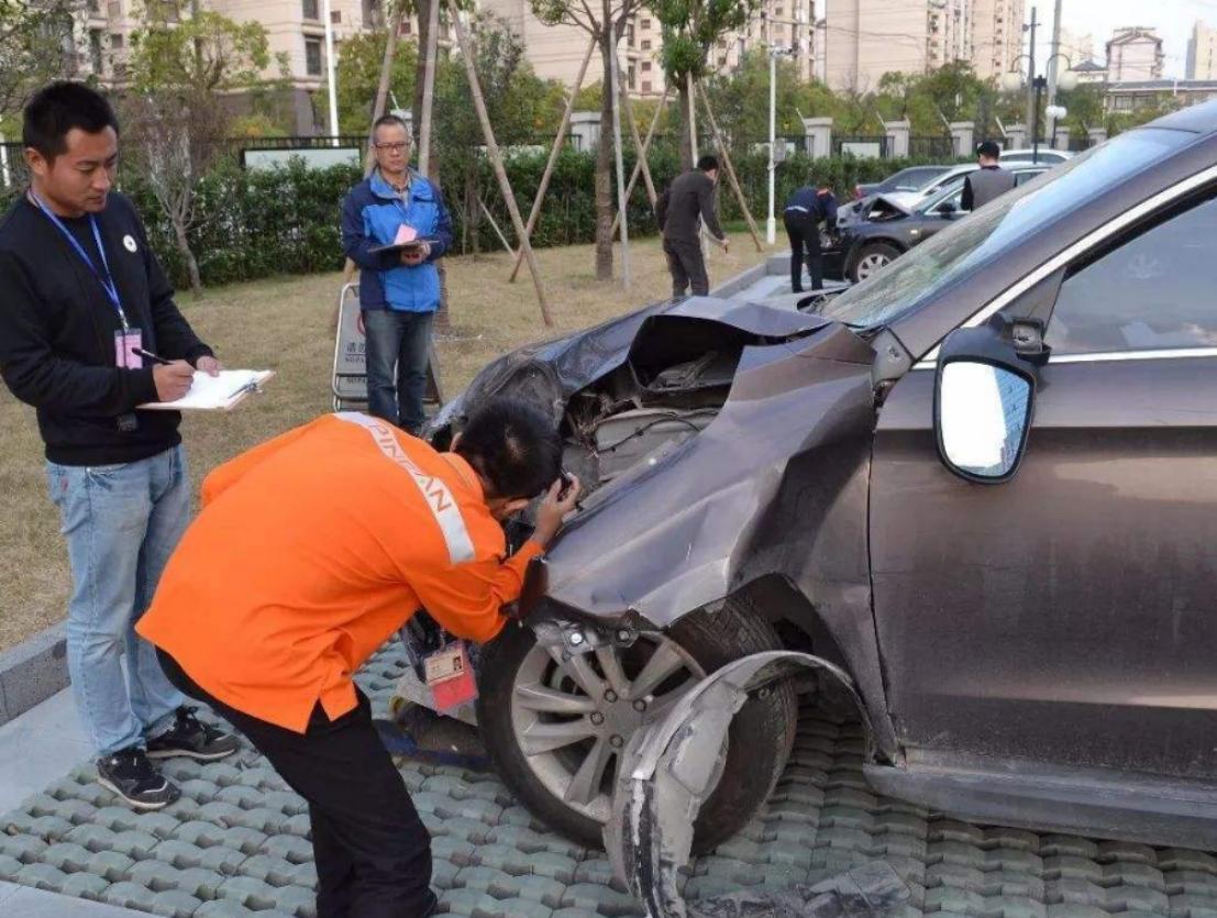 美国3.3亿的人口，消费力为什么能超过中国14亿人？现在有答案了
