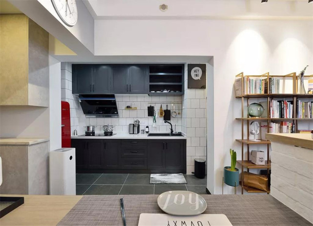 67平简约风一居室加一个开放式书房,这样的家更浪漫