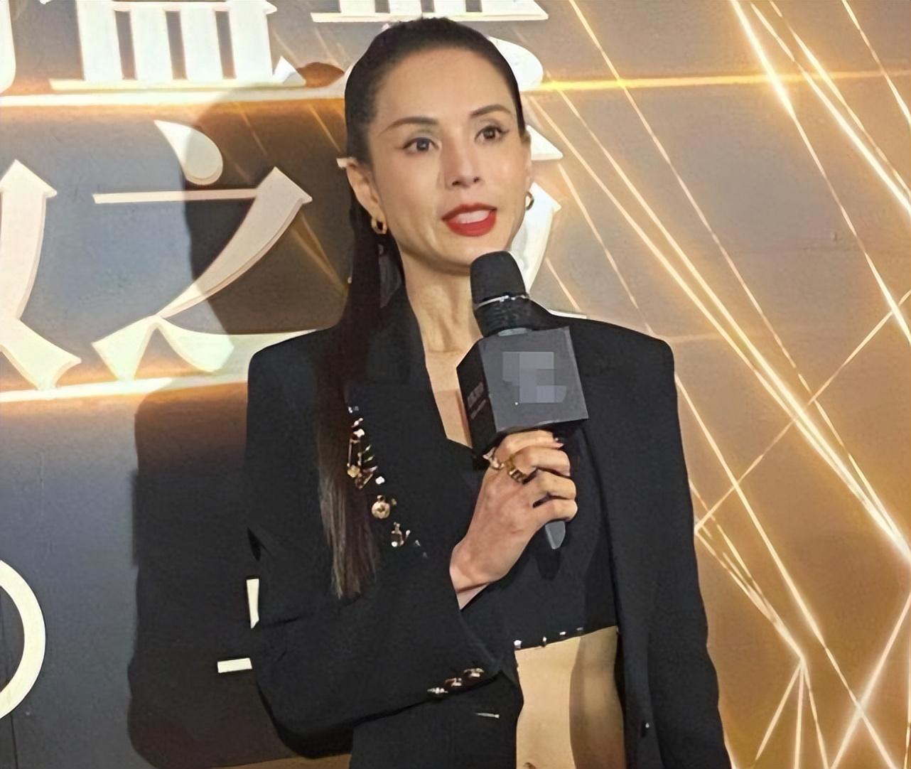 经典|?综艺上情怀杀硬扮当年角色，经典被自己一手毁掉