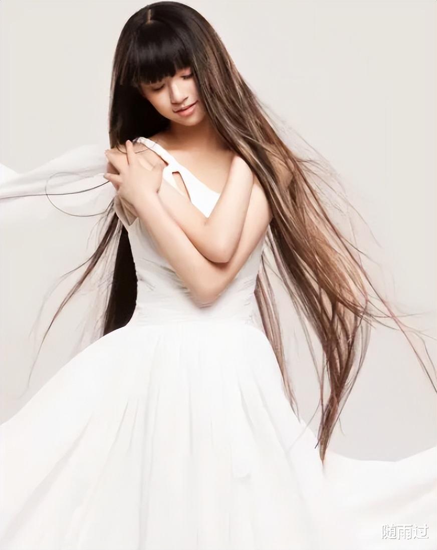 舌尖|有种“整容”叫长大,8年前一转成名的小彩旗,如今像换个人