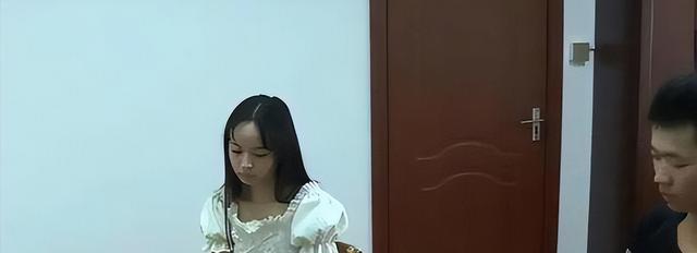 研学旅行|纪实：19岁女孩奔现后嫁给网友，为了挣钱当公主，丈夫：钱干净吗