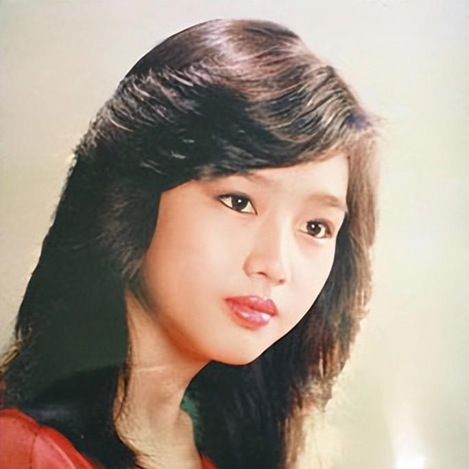 朱丽倩|“马来小姐”朱丽倩:用了22年时间等华仔,后来被宠成公主