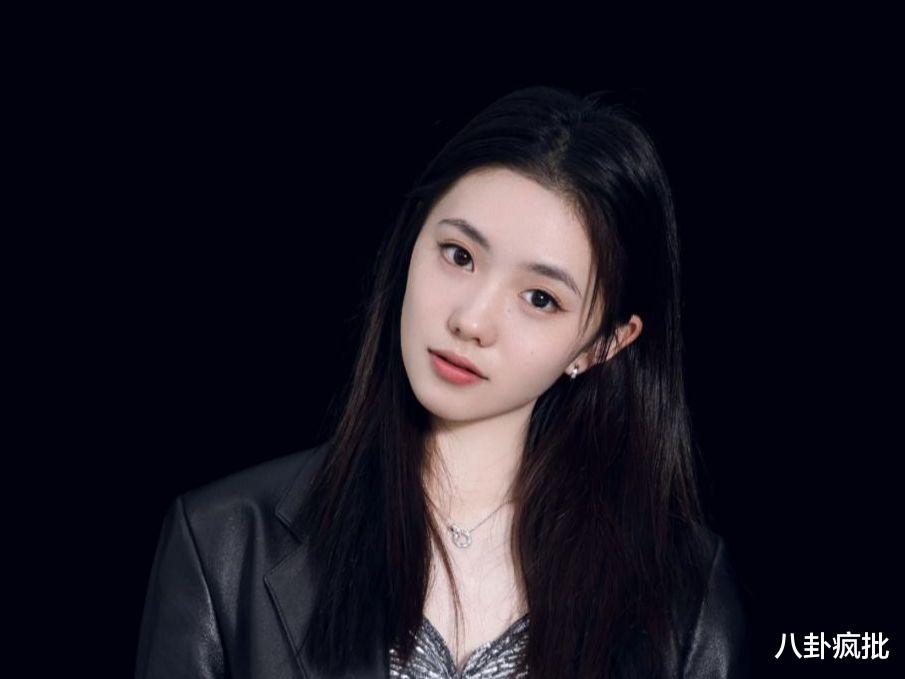 胡歌|胡歌进组？国师专捧她？杨颖捧自己？任嘉伦被黑？刘昊然病了？