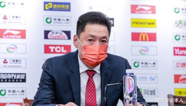 上海男篮|正式曝光！上海男篮敲定的小外援出炉，李春江先下手为强
