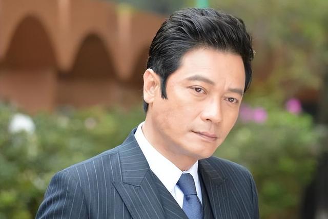 TVB|明明长得不帅,却越看越顺眼,8位“丑帅”男星