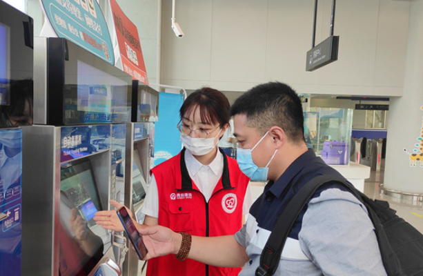 招聘|地铁贵为“铁饭碗”，员工辞职人数不断攀升，原因现实又残忍