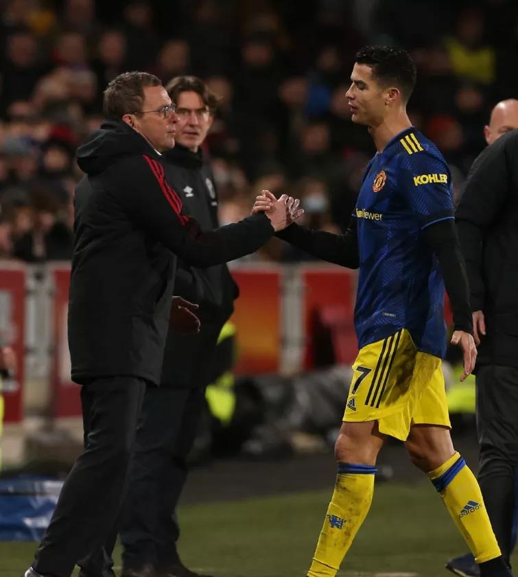 C羅|保羅默森：C羅的表現(xiàn)就像是一個巨嬰，他欠埃蘭加一個道歉