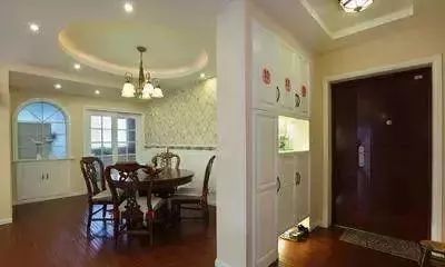 开门遇到一个这么漂亮的鞋柜,朋友夸,好友赞,才像样!