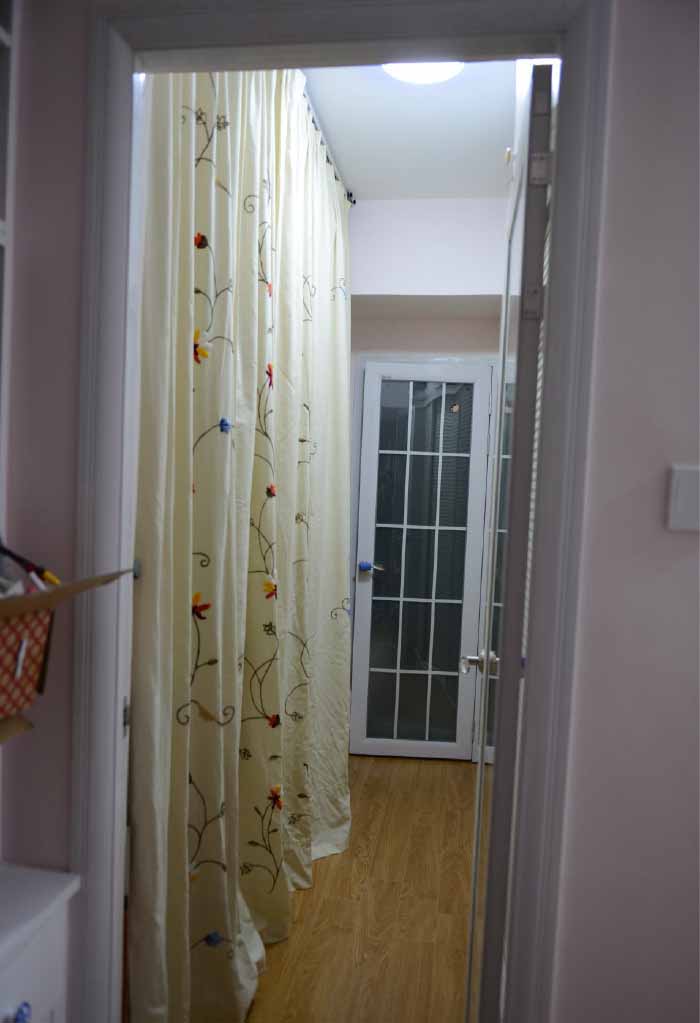 买了一套50平米小复式房晒朋友圈,亲戚说我住个蜗居好嘚瑟啥?