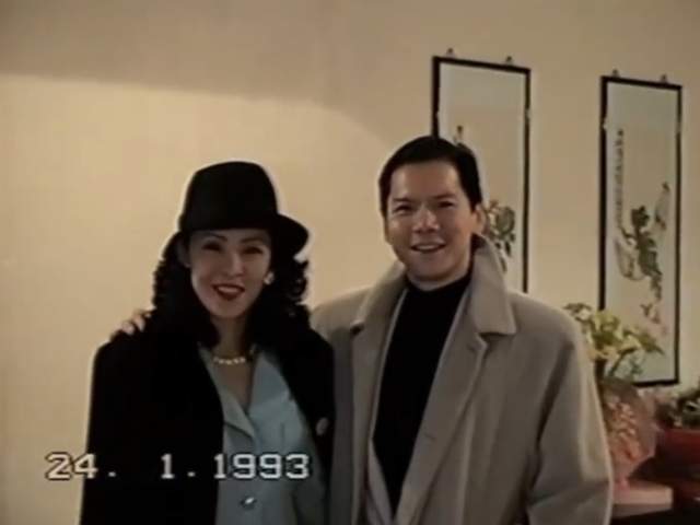 向太|63岁向太罕晒年轻旧照！甜蜜表白老公向华强，美貌不输儿媳郭碧婷