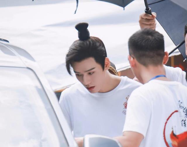 龚俊|《沉睡花园》之后,龚俊又一部大制作定档,看清女主:热播剧没跑